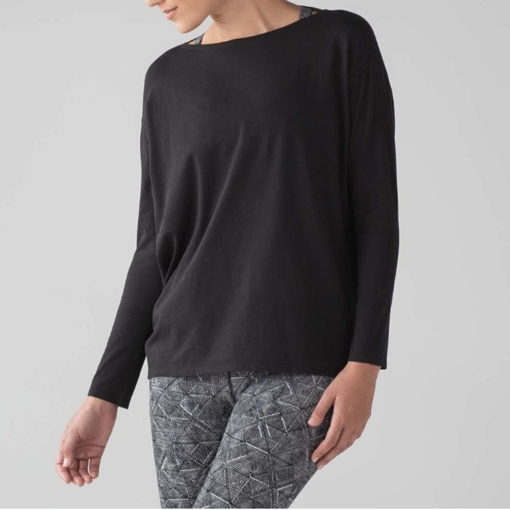 Lululemon Back In Action Long Sleeve